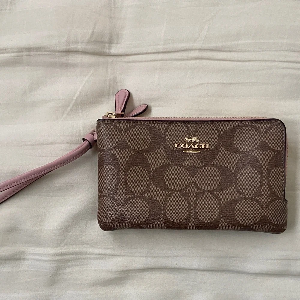 Coach Signature Brown and Pink Wristlet - Picture 1 of 8